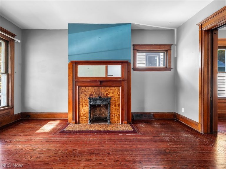 6110 Clinton Avenue, Cleveland, OH - Photo 8