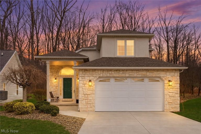9433 Scottsdale Drive, Broadview Heights, OH, 44147