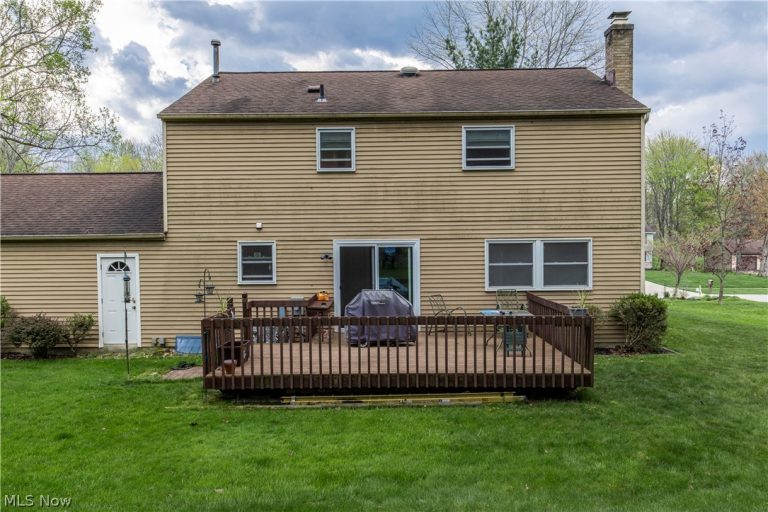8732 Melody Lane, Macedonia, OH - Photo 6