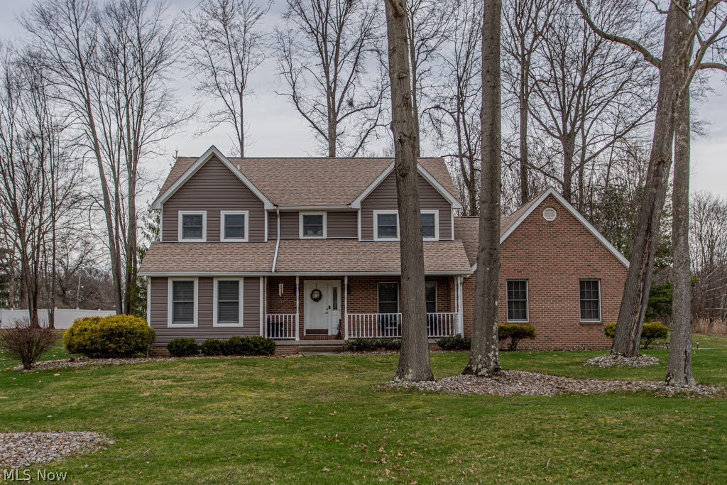 2218 Crestmont Drive, Girard, OH