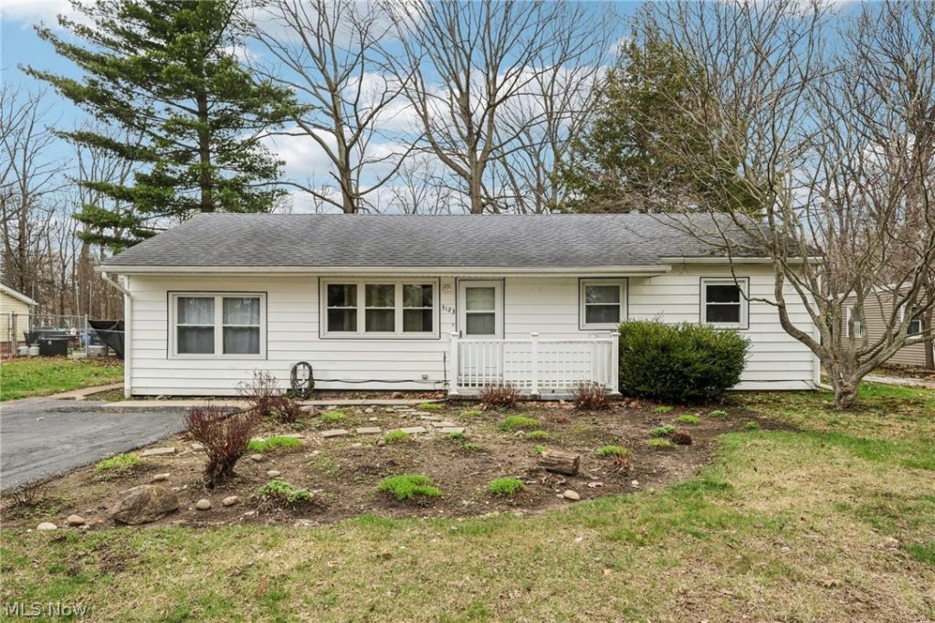 3123 Spencer Drive, Geneva, OH