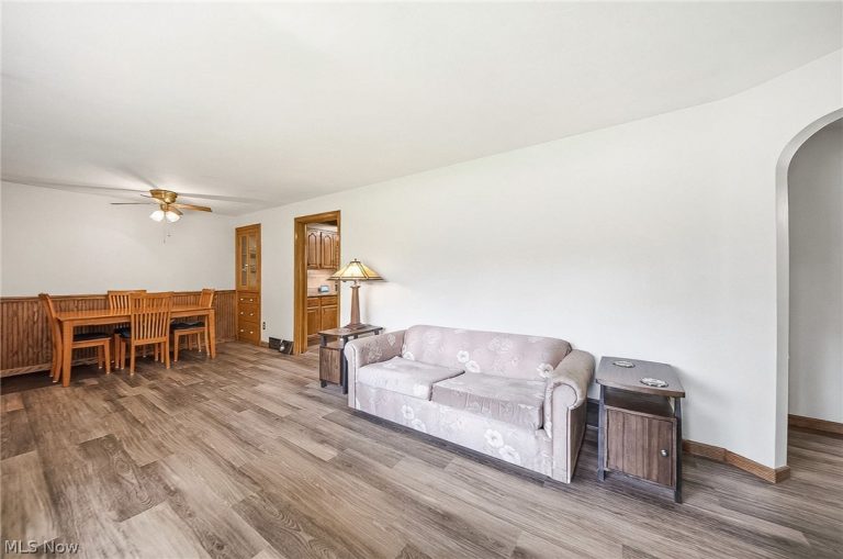 10129 River Road, Elyria, OH - Photo 3