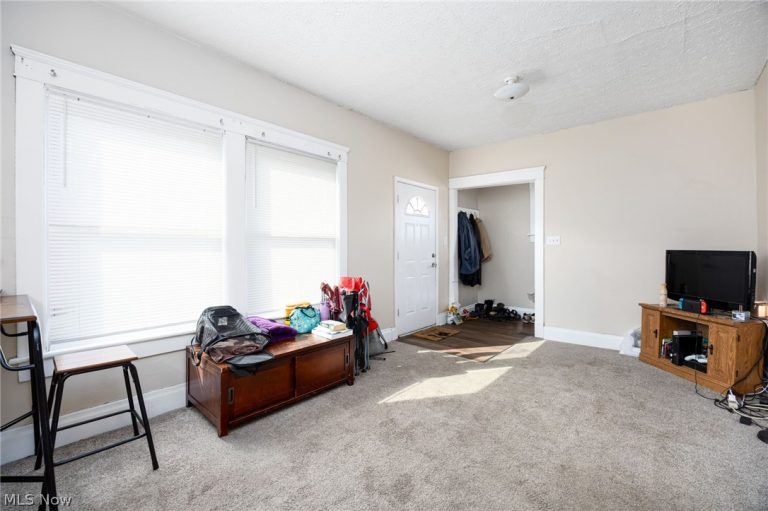 279 Cross Street, Akron, OH - Photo 8