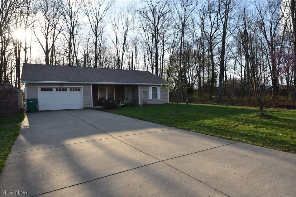 8230 Stadler Avenue, Boardman, OH