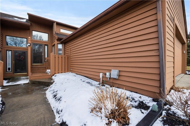 4559 Oakhill Boulevard, Amherst, OH - Photo 4