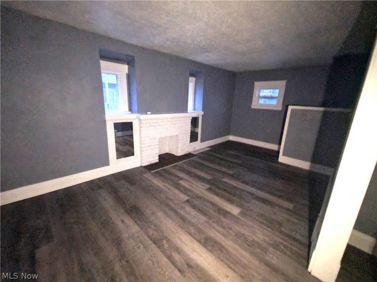 1140 144 Street, Cleveland, OH - Photo 4