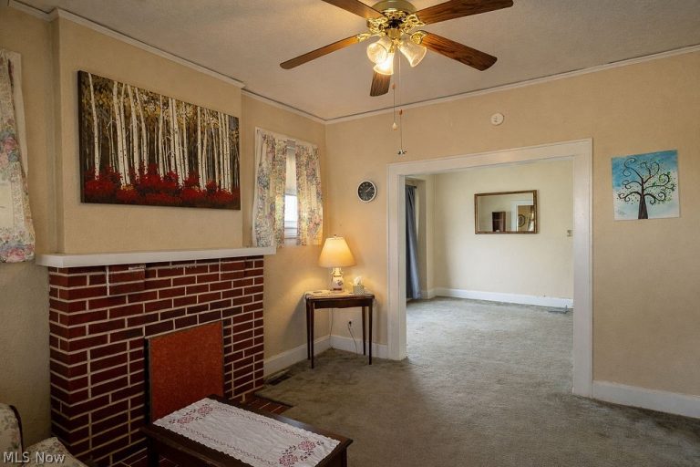 1318 36th Street, Parkersburg, WV - Photo 4