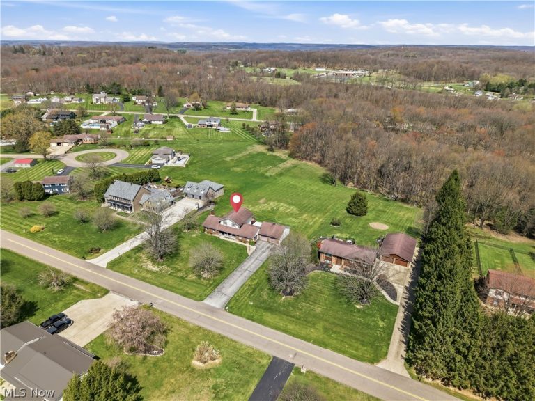 15312 Strader Road, East Liverpool, OH - Photo 3