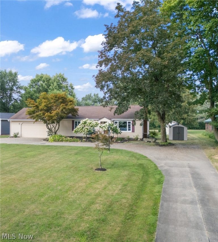 2941 Copley Road, Copley, OH - Photo 2