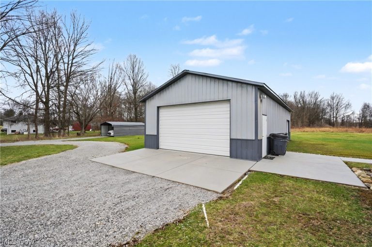 14223 Palmyra Road, North Jackson, OH - Photo 2