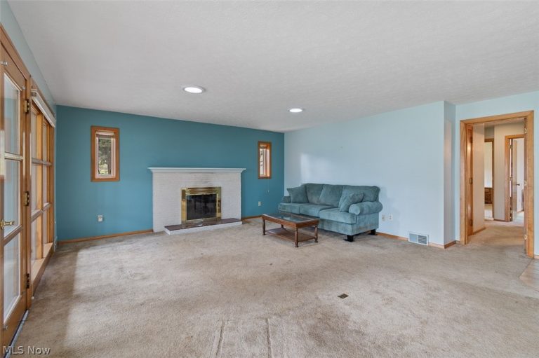 314 Paradise Street, Orrville, OH - Photo 6