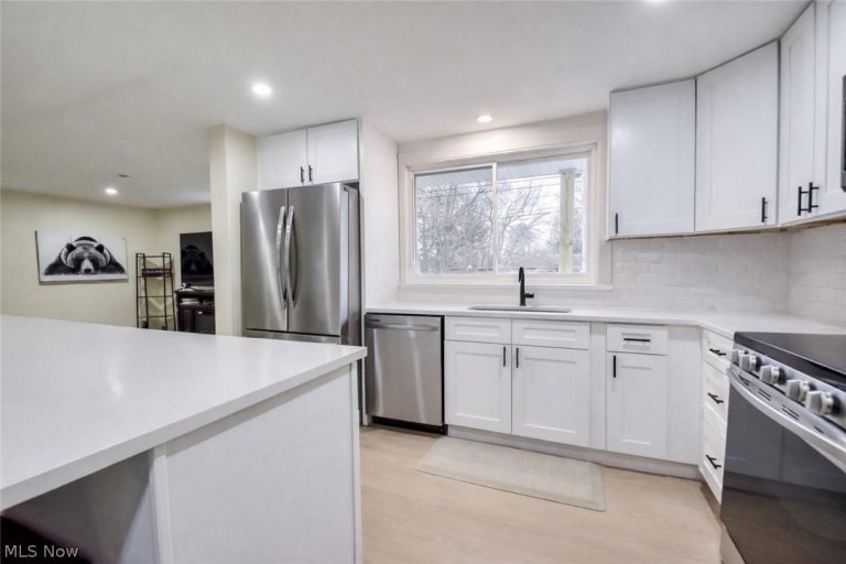 34918 Chestnut Ridge Road, North Ridgeville, OH - Photo 8