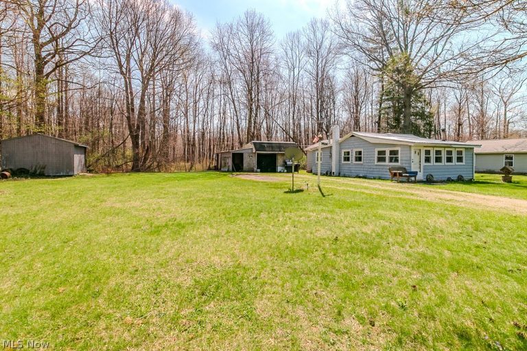 6554 Tarbell Avenue, Madison, OH - Photo 2