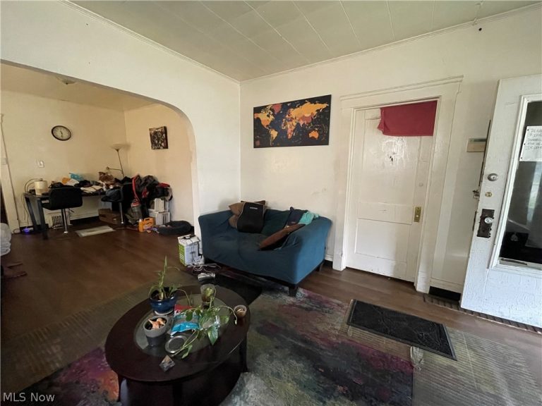 3043 126th Street, Cleveland, OH - Photo 8