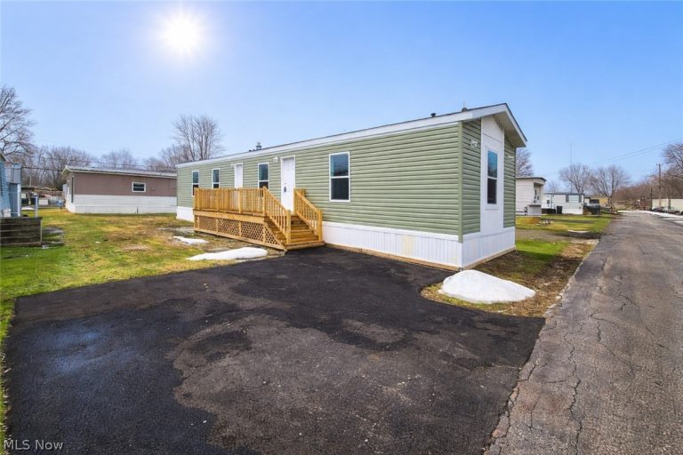 44 Eddie Road, Madison, OH, 44057