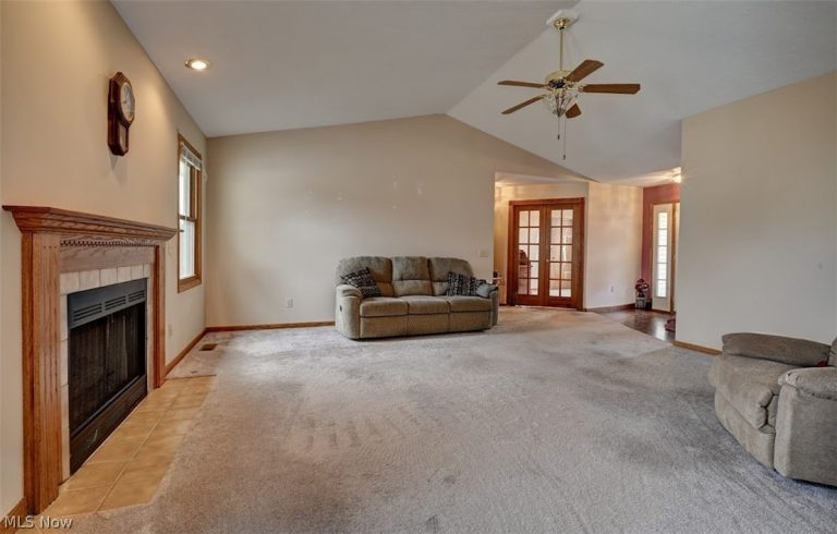 489 Oak Avenue, Strasburg, OH - Photo 8