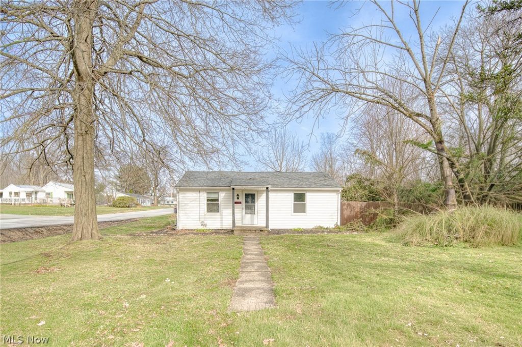 3665 Marcella Avenue, Stow, OH
