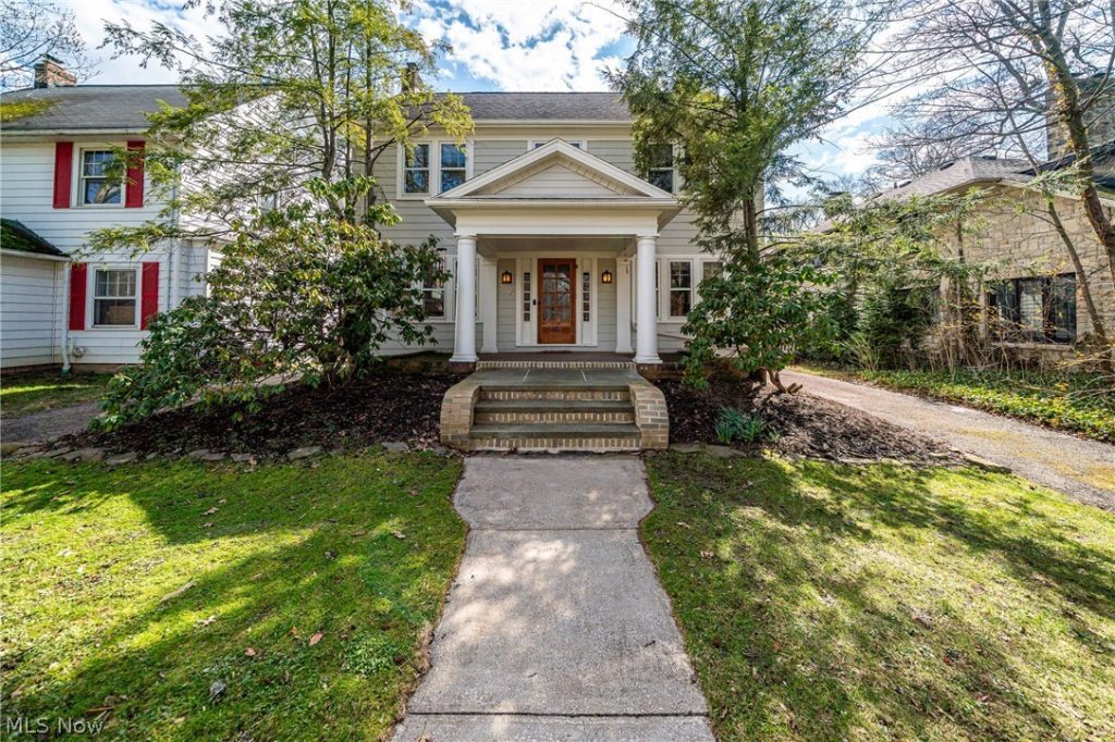 2904 Clarkson Road, Cleveland Heights, OH