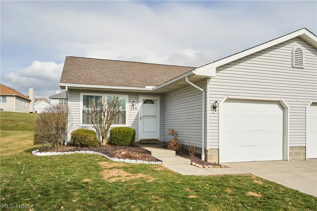 329 Spruce Street, Barberton, OH