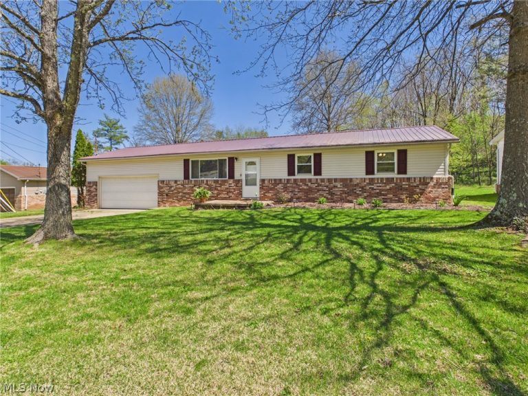 254 Suzanne Street, Washington, WV, 26181