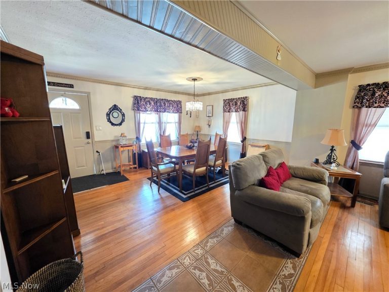 5107 Krueger Avenue, Parma, OH - Photo 5