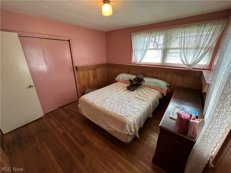 4365 187th Street, Cleveland, OH - Photo 3