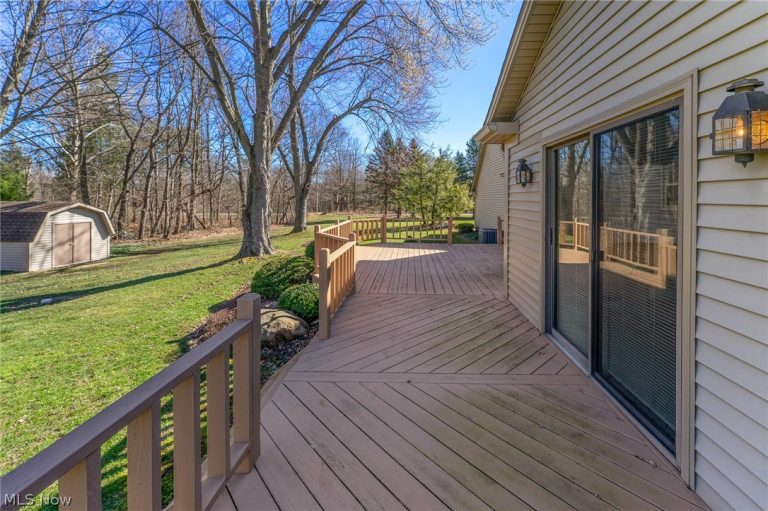 3600 Fawn Drive, Canfield, OH - Photo 6