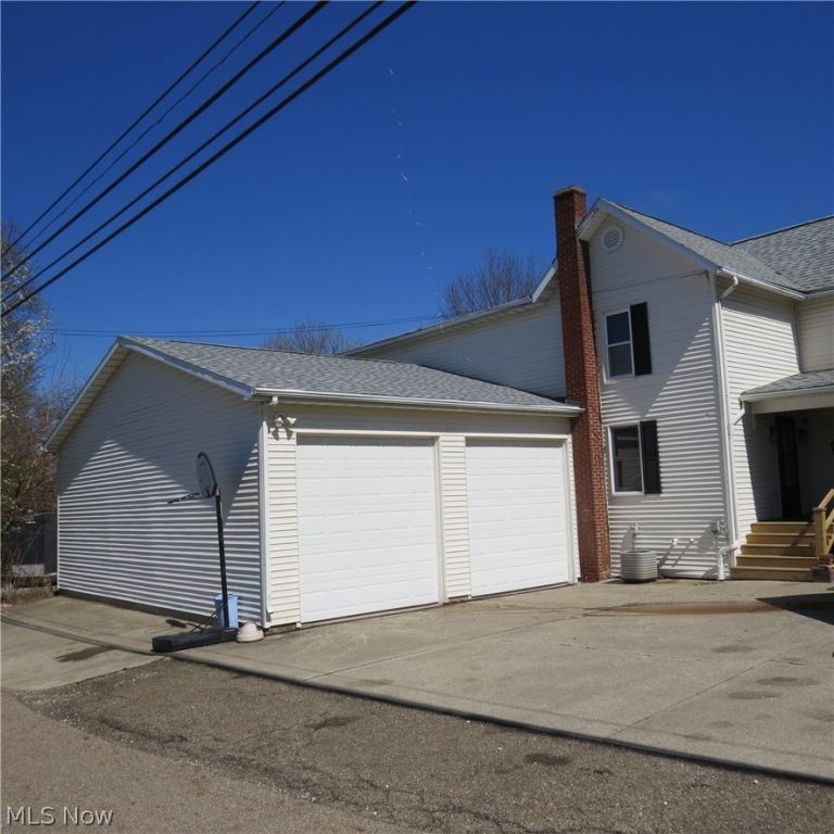 109 Park Avenue, Carrollton, OH - Photo 8