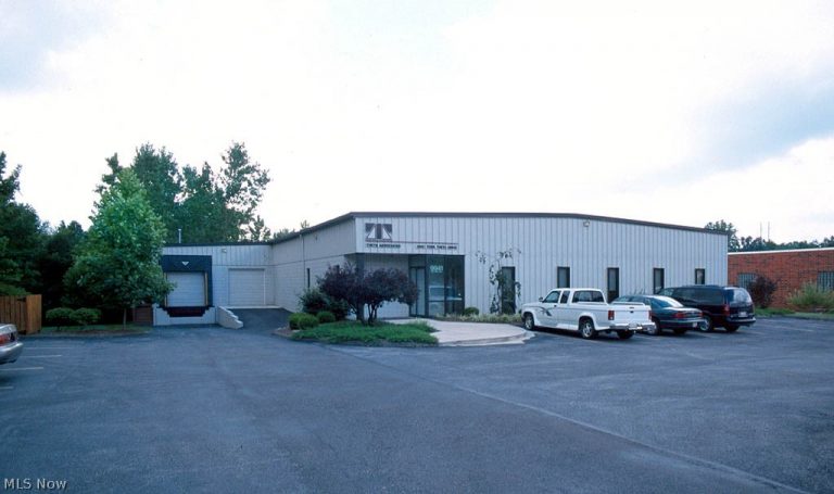9941 York Theta Drive, North Royalton, OH, 44133