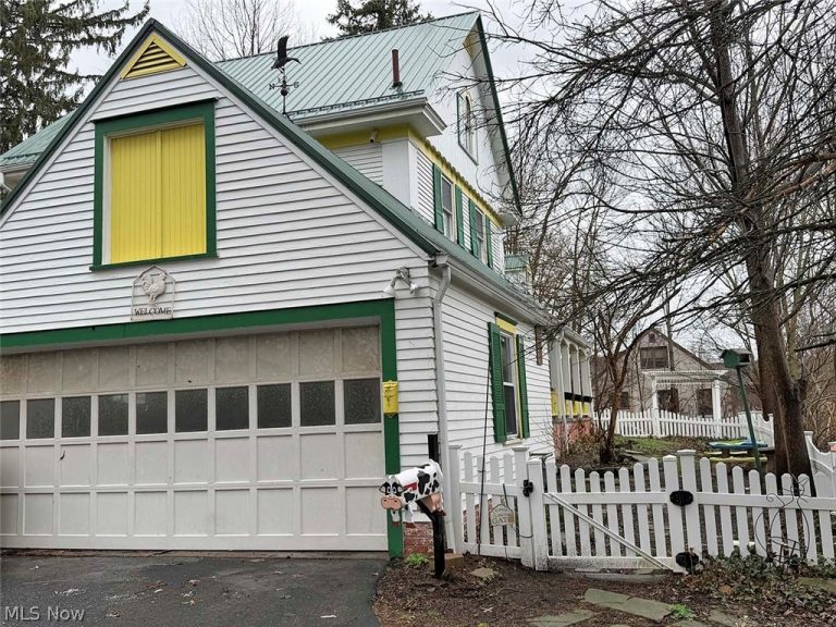 3415 Blackburn Road, Canton, OH - Photo 6