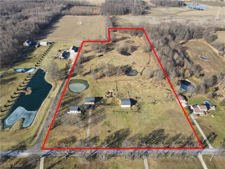 4530 Middletown Road, Canfield, OH - Photo 3