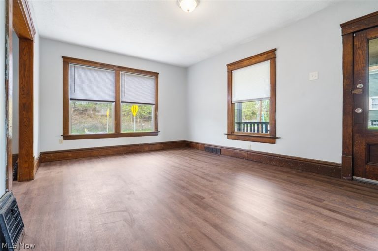 558 Nash Street, Akron, OH - Photo 6