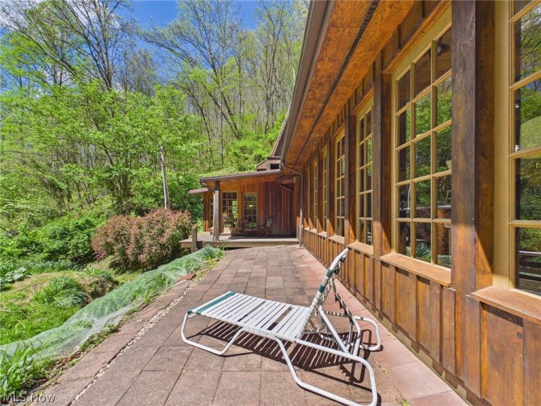1000 Coon Fork Road, Arnoldsburg, WV - Photo 4