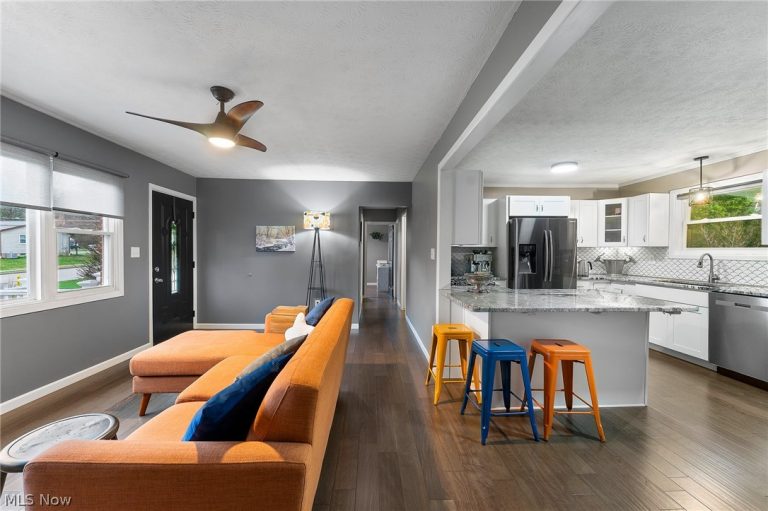 1363 Southeast Boulevard, Salem, OH - Photo 3