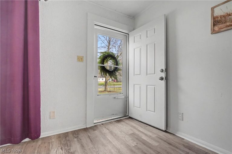 1276 Frederick Boulevard, Akron, OH - Photo 8