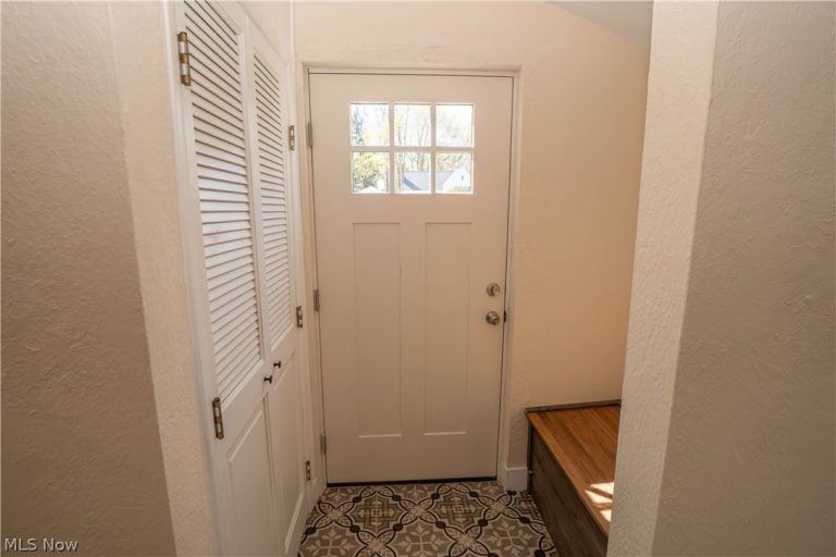 1131 Hampton Road, Kent, OH - Photo 4
