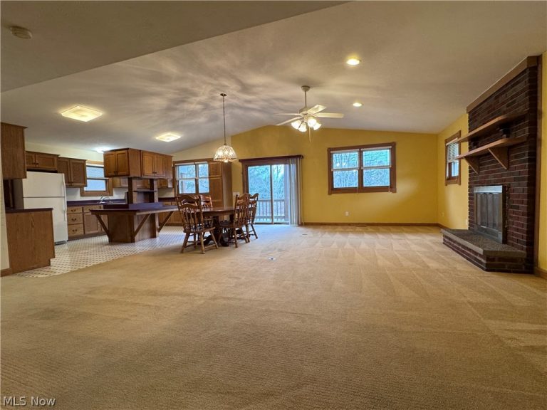 12942 Ravenna Road, Chardon, OH - Photo 5