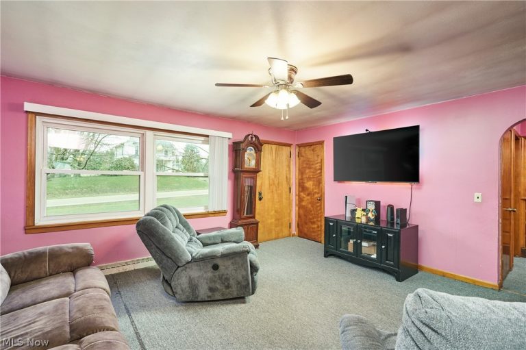 14170 Ravenna Avenue, Alliance, OH - Photo 3