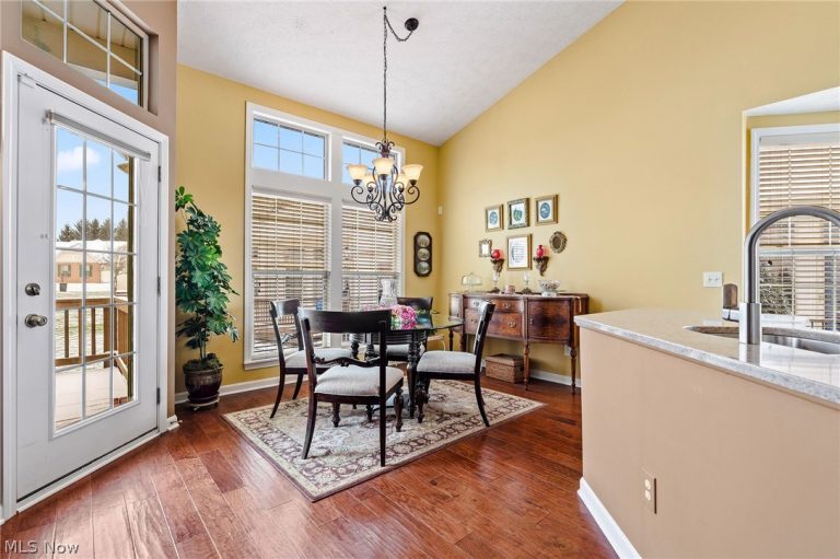 5531 Hideaway Drive, Medina, OH - Photo 6