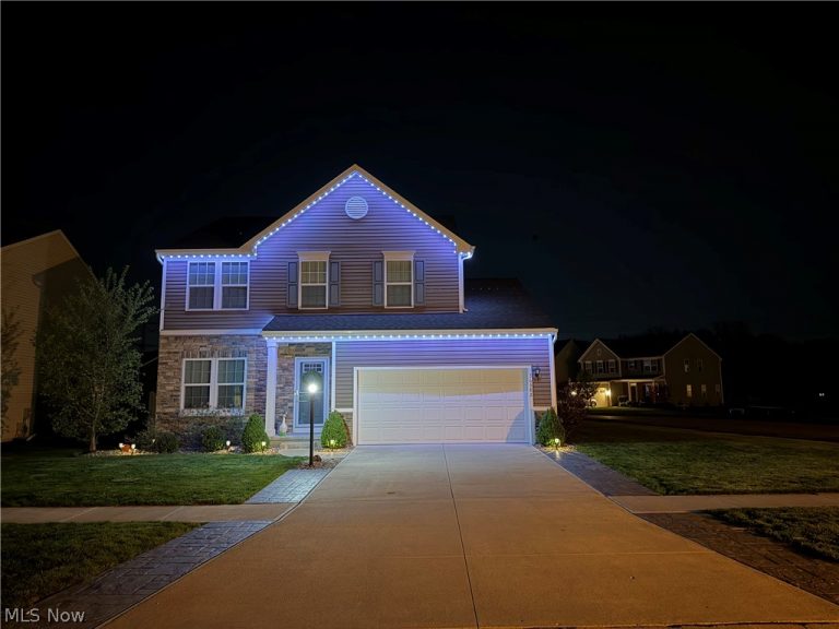 36582 Stockport Mill Drive, North Ridgeville, OH - Photo 3