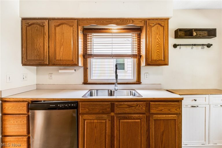 1440 Eastland Avenue, Warren, OH - Photo 5