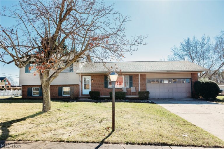 700 Denshire Drive, Canal Fulton, OH - Photo 2