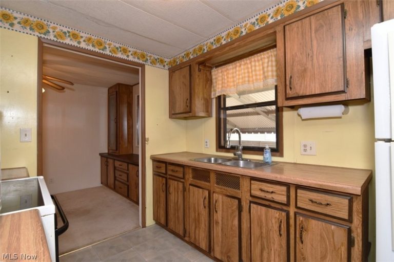 5 Michael Drive #5, Olmsted Twp, OH - Photo 8