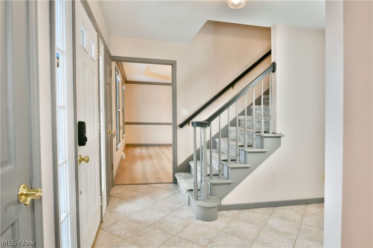 2796 Timberline Drive, Cortland, OH - Photo 3