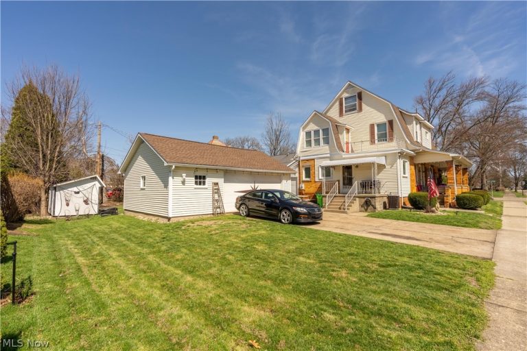 1202 Wooster Avenue, Dover, OH - Photo 6