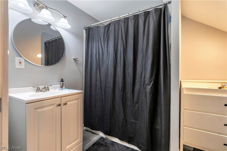 2235 20th Street, Canton, OH - Photo 5