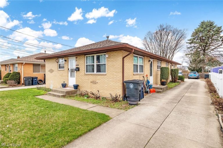 590 & 592 Herbert Road, Akron, OH - Photo 2