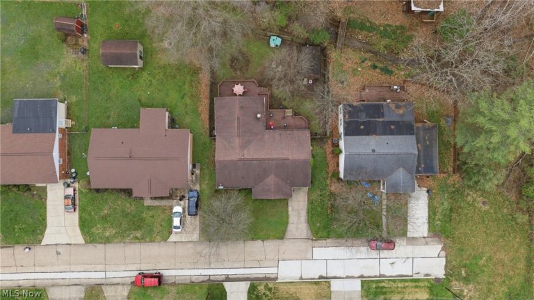 1902 42nd Street, Parkersburg, WV - Photo 5