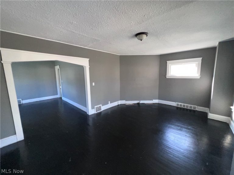 4291 114th Street, Cleveland, OH - Photo 2