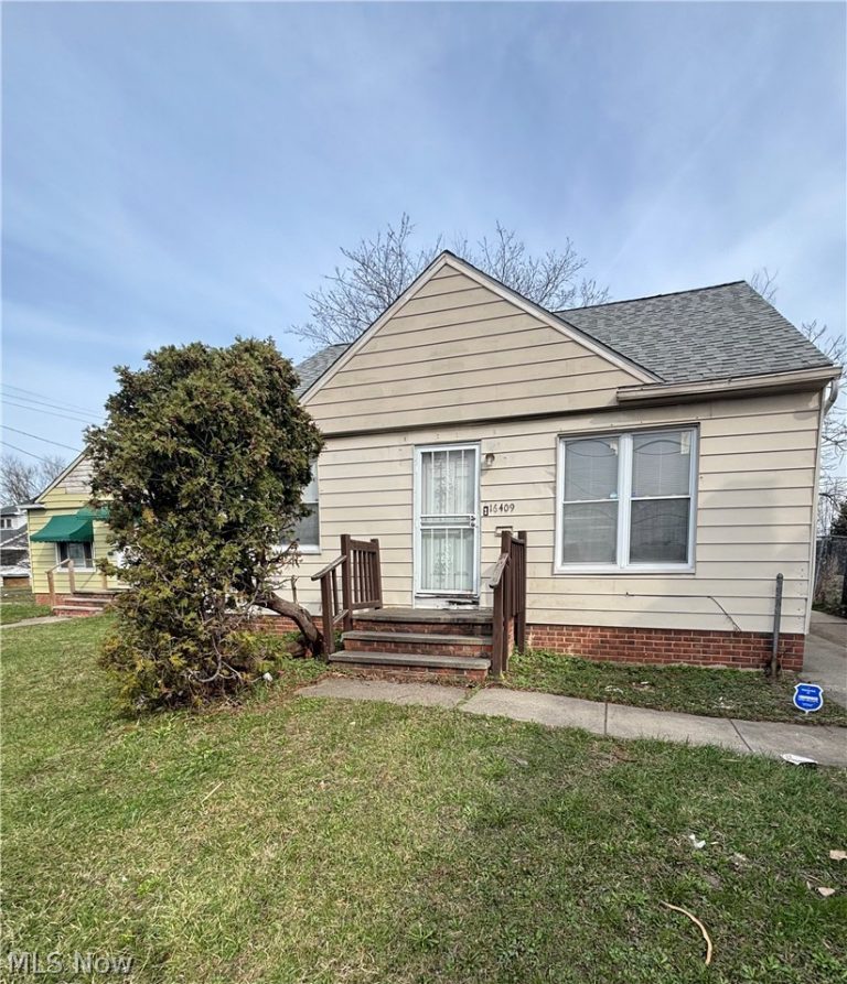 16409 Miles Avenue, Cleveland, OH, 44128